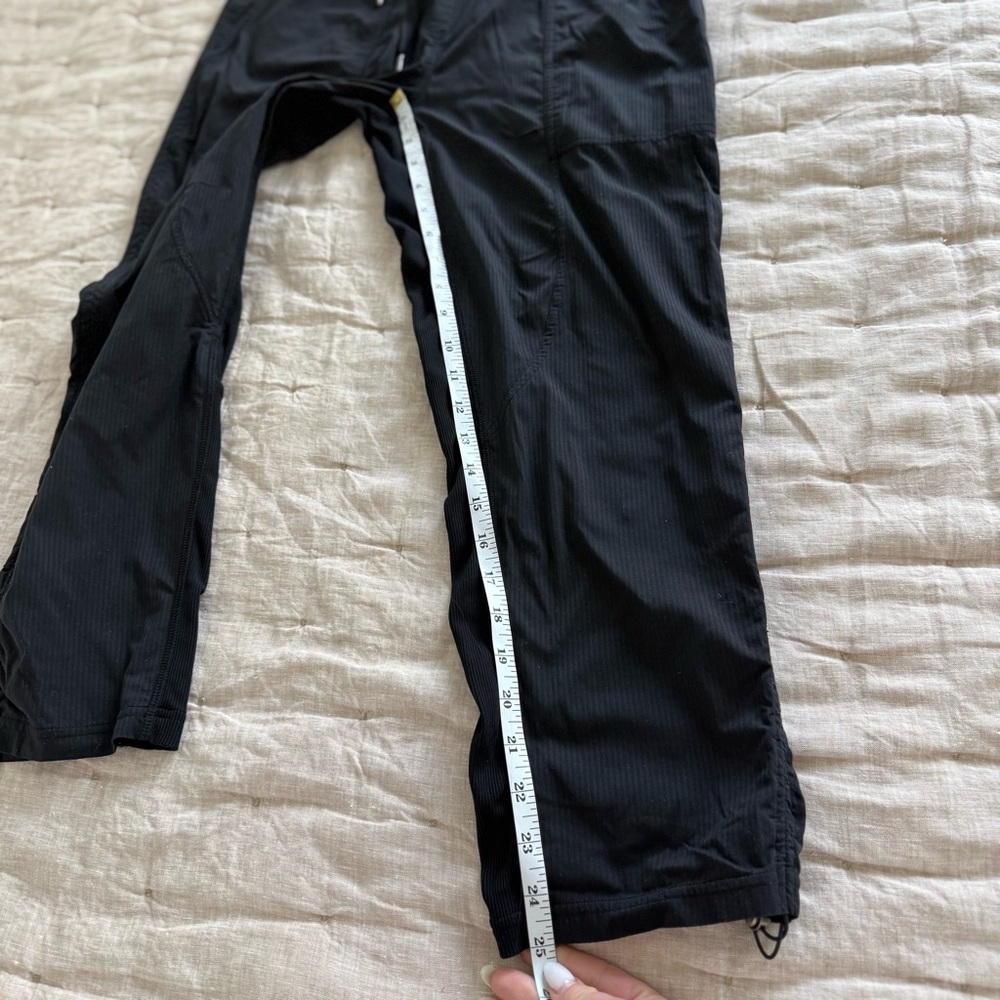 Lululemon Women's Dance Studio Crop 25" Pants Unlined Black Size 6 - Picture 4 of 9